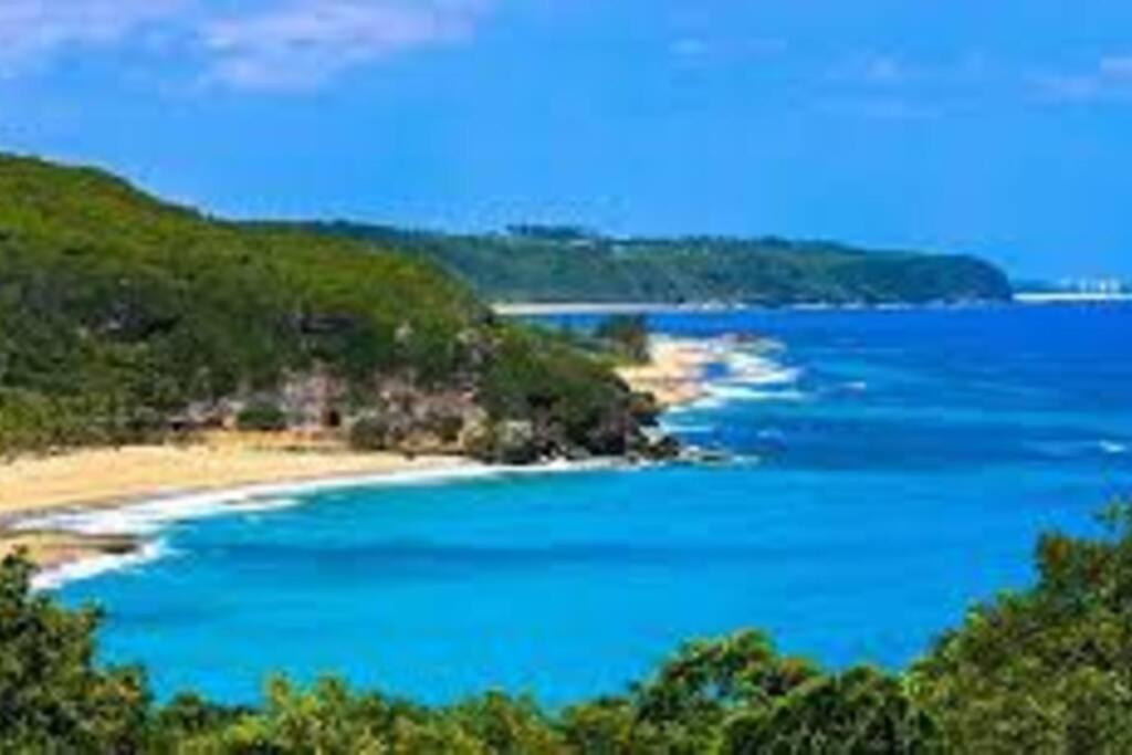 Haudimar Ph Beachfront Apt 4Br/3Bath Isabela Bagian luar foto