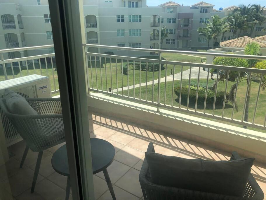Haudimar Ph Beachfront Apt 4Br/3Bath Isabela Bagian luar foto