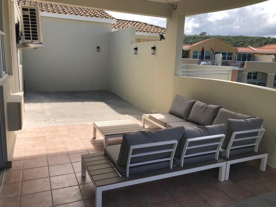 Haudimar Ph Beachfront Apt 4Br/3Bath Isabela Bagian luar foto