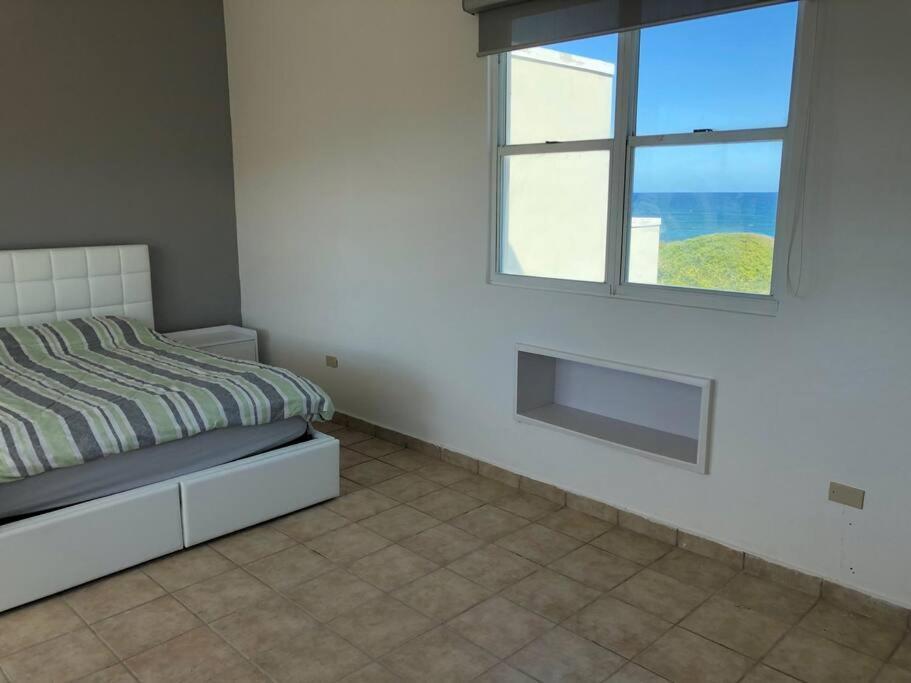 Haudimar Ph Beachfront Apt 4Br/3Bath Isabela Bagian luar foto